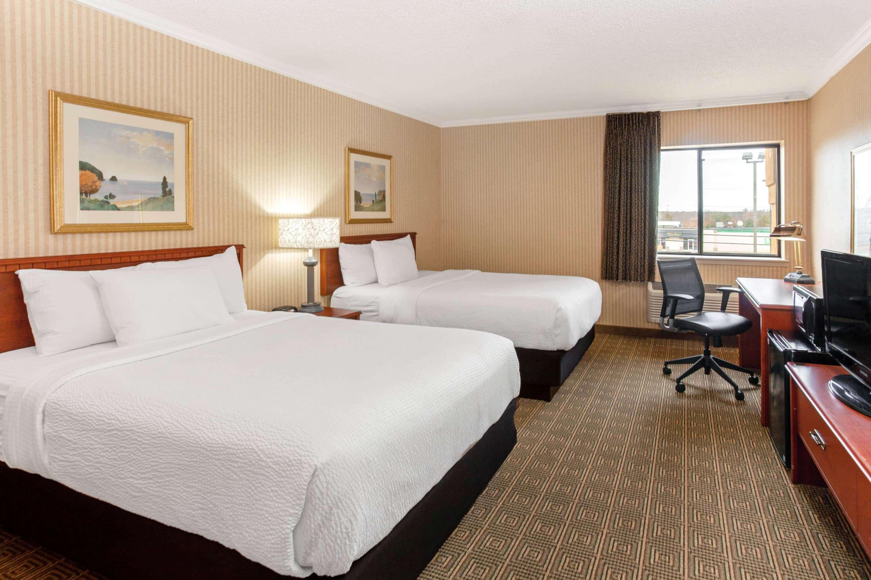 La Quinta By Wyndham Stevens Point Hotel Ngoại thất bức ảnh