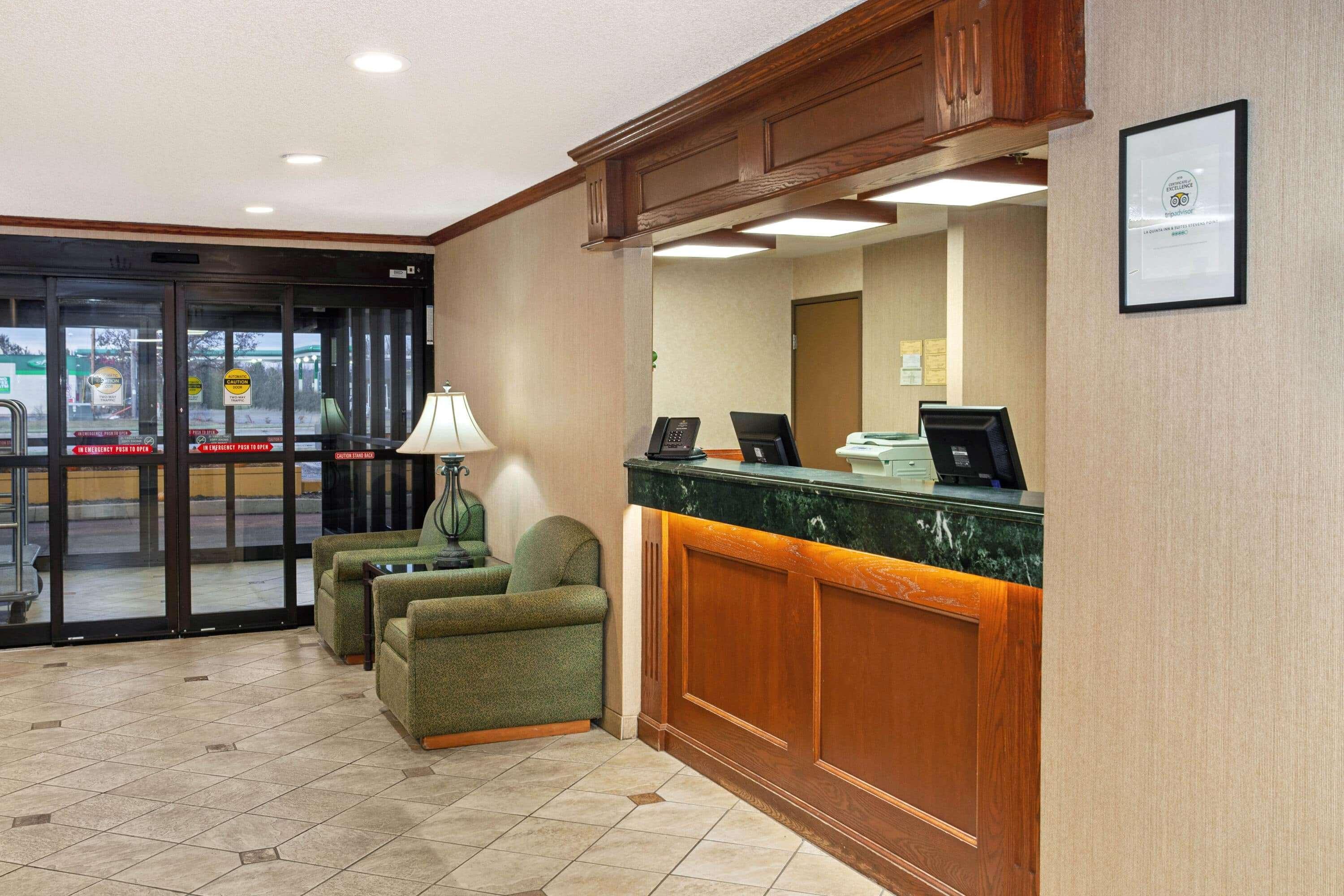 La Quinta By Wyndham Stevens Point Hotel Ngoại thất bức ảnh